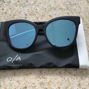 Quay it’s my way blue sunglasses